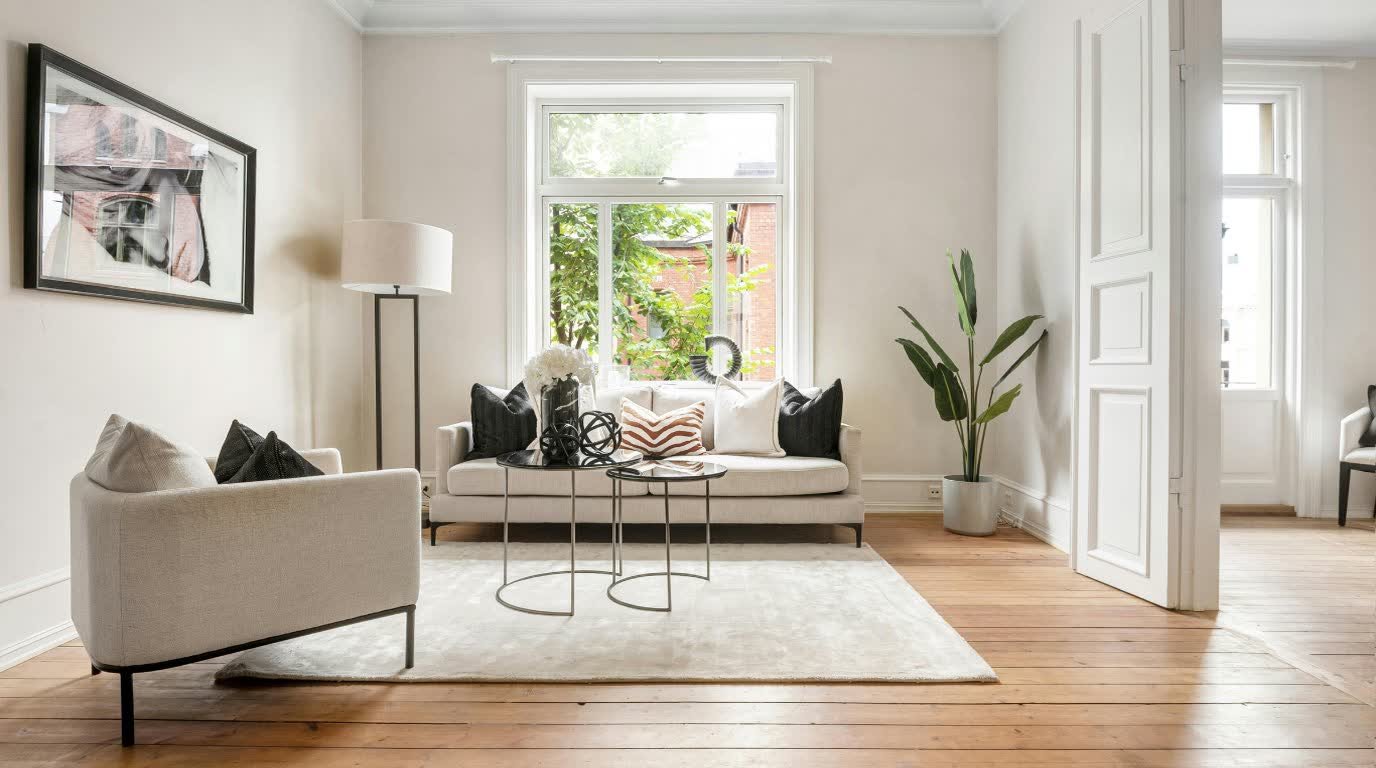 Al Barari Estate — Cozy Family Room