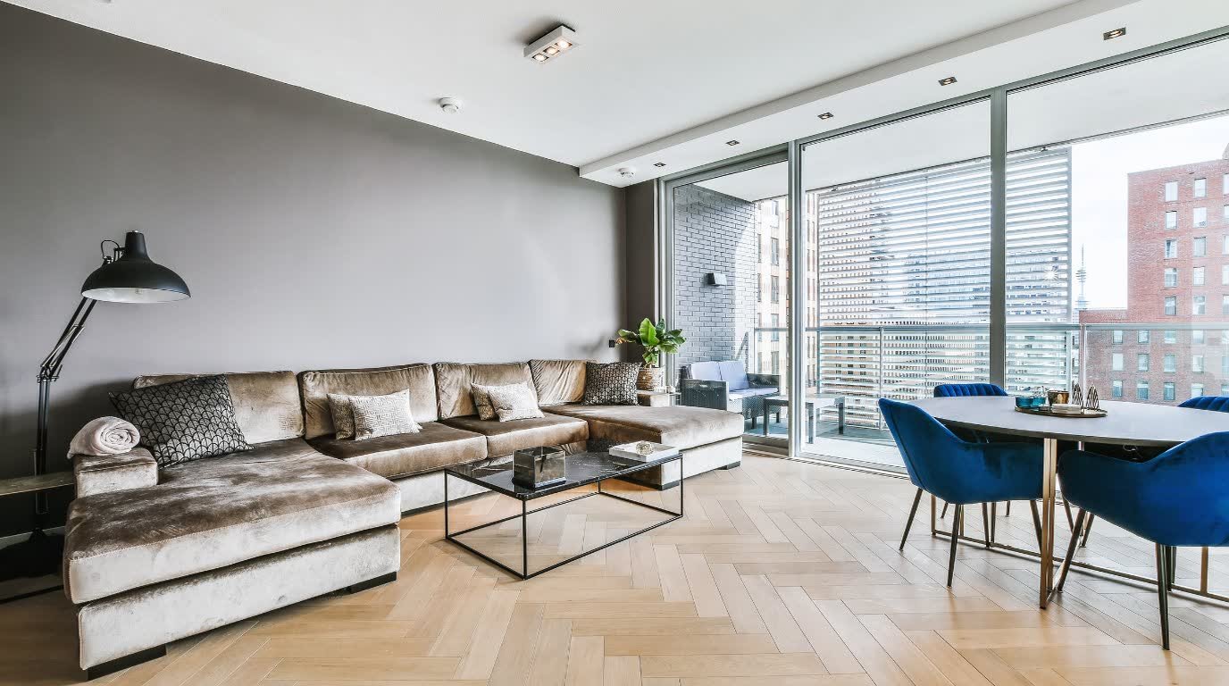 Jumeirah Bay Palace Home — Linen Showcase