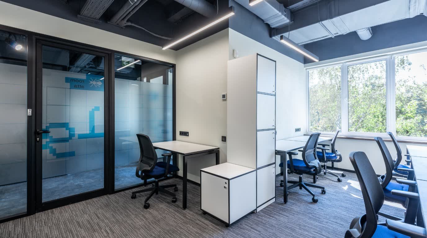 Marina Corporate Suite — Dining Space