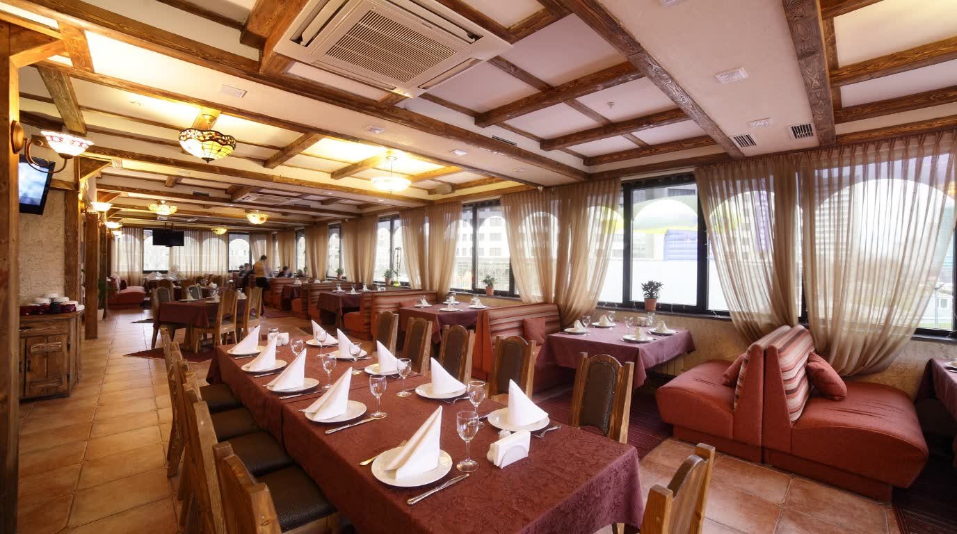 Marina Restaurant Terrace — Contemporary Office