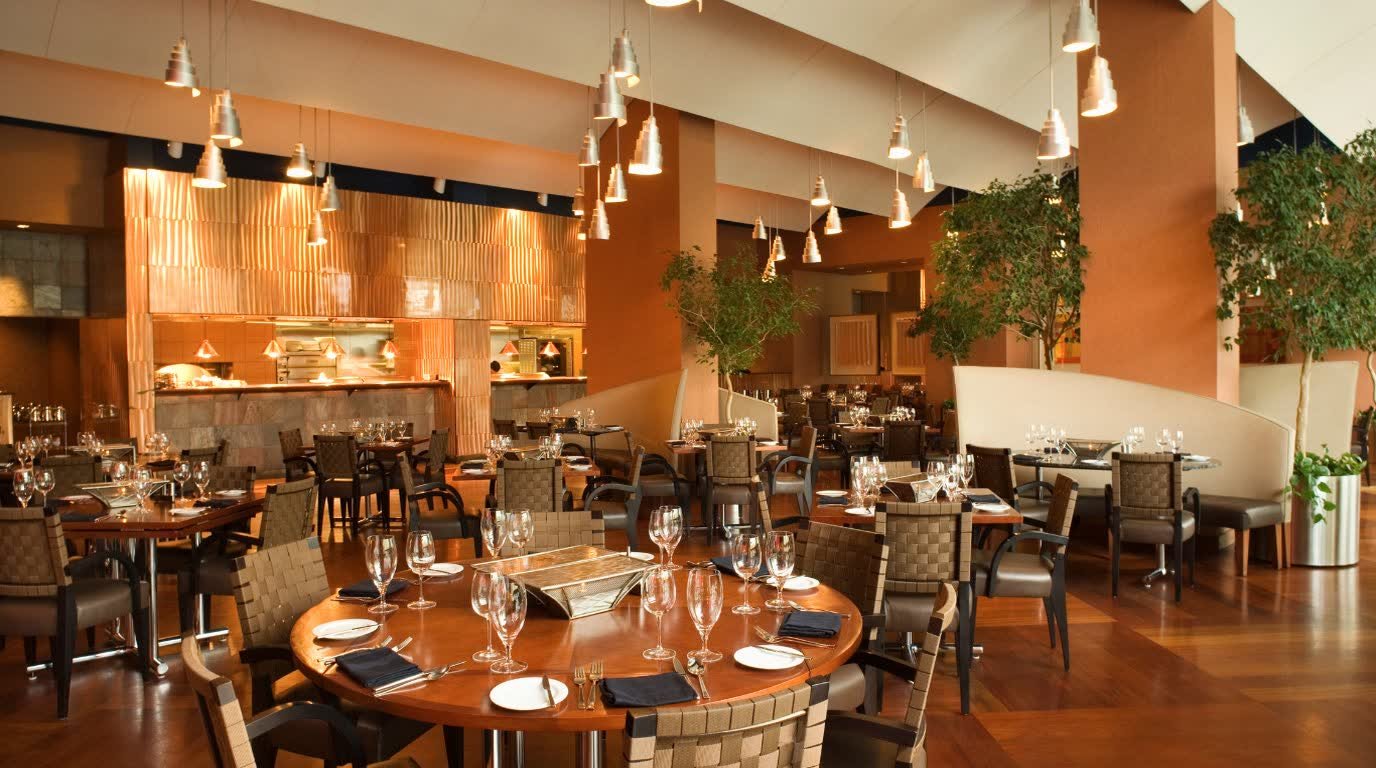Marina Restaurant Terrace — Dining Space
