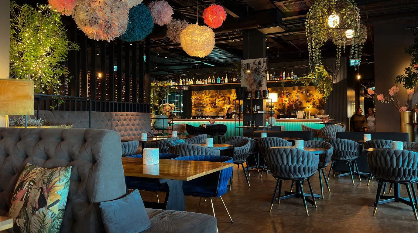 Marina Restaurant Terrace — Morning Light