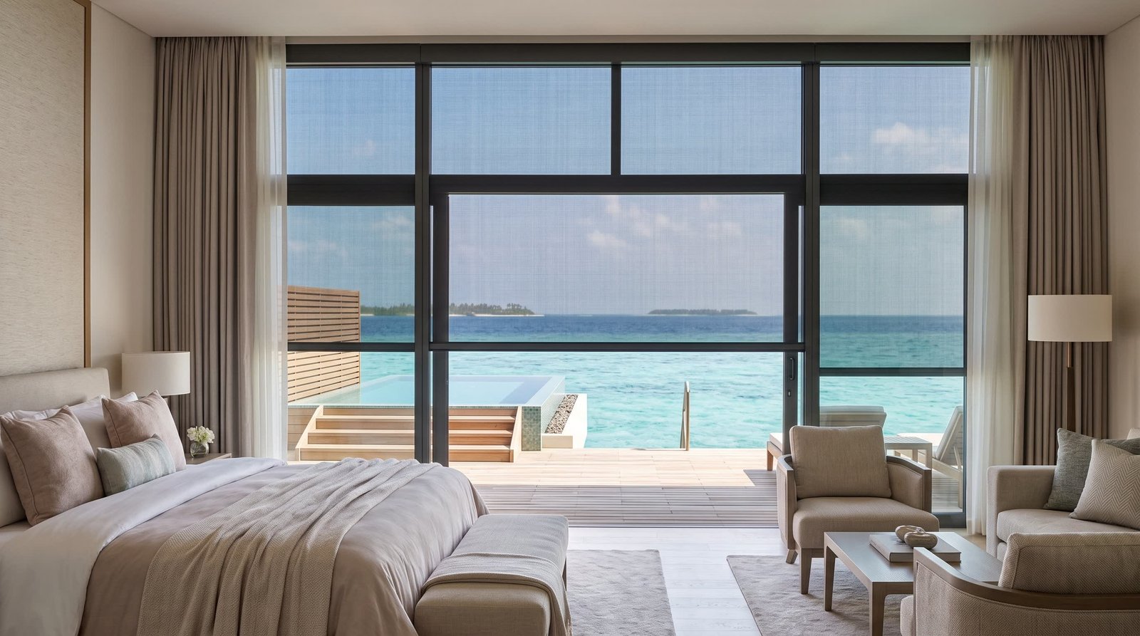 Resort Waterfront Suite — Zip Screen Blinds